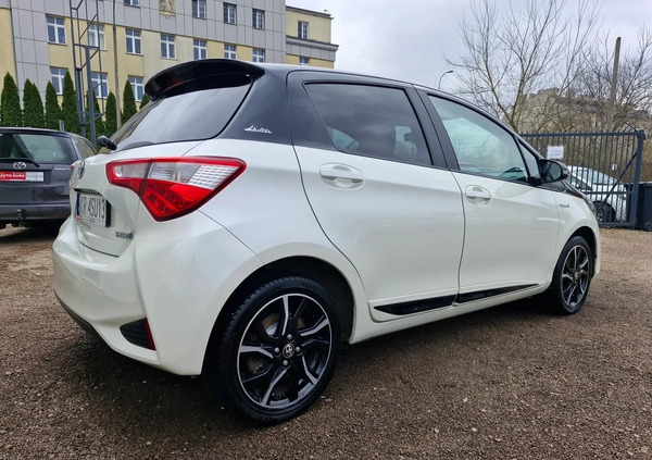 Toyota Yaris cena 64900 przebieg: 85000, rok produkcji 2018 z Pilica małe 781